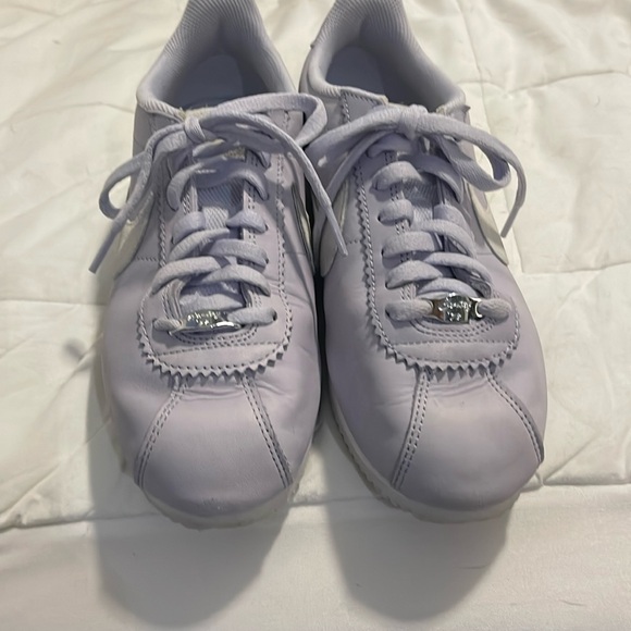 Nike Shoes - Nike sneakers